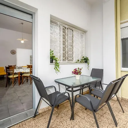 Apartment Plumeria *